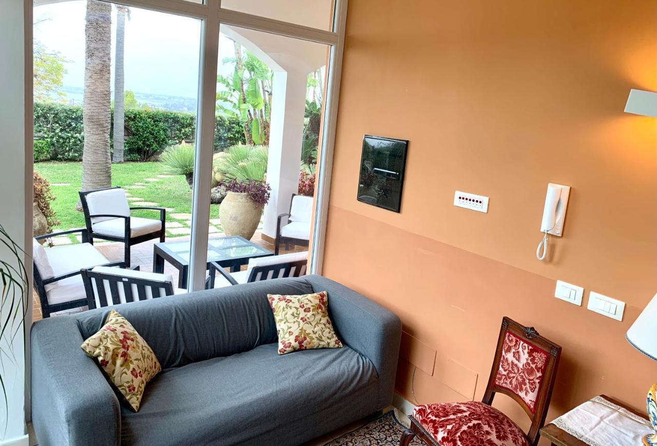 Temenos Villa By Ortigiaapartments سيراكوزا المظهر الخارجي الصورة