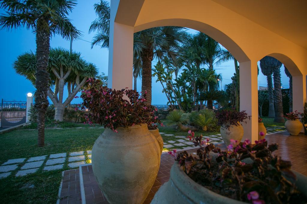 Temenos Villa By Ortigiaapartments سيراكوزا المظهر الخارجي الصورة